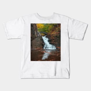 Watkins Glen Arched Bridge Kids T-Shirt